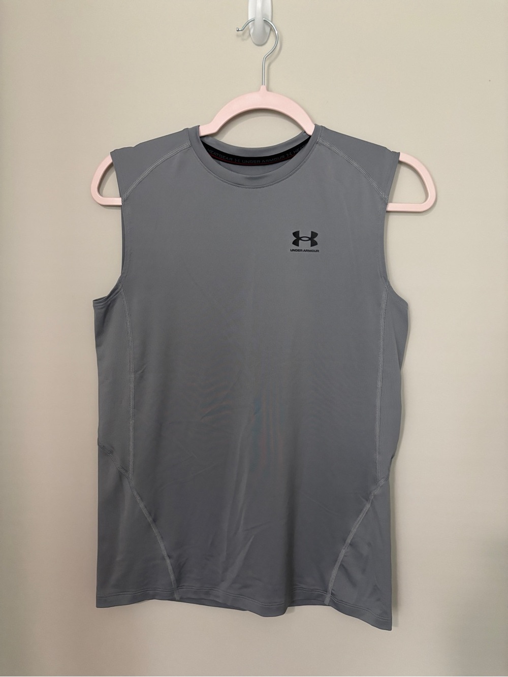Under Armour Youth Gray Sleeveless Performance Shirt Size YXL - PTP 17”